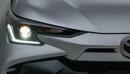 YARIS GLI MT (1.3 L)