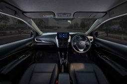 
										YARIS GLI MT (1.3 L) full									