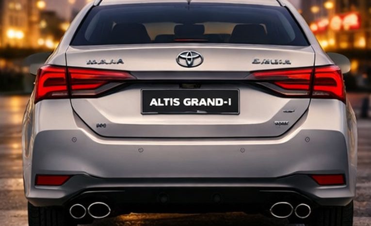 
								Corolla Altis Grande CVT (1.8 L) Beige Interior full									