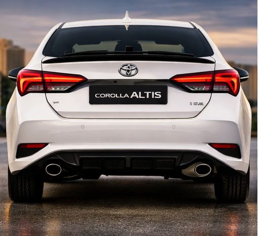 
								Corolla Altis Cvt (1.8 L) full									