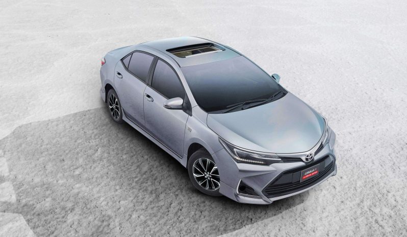 
								Corolla Altis Cvt (1.6 L) full									
