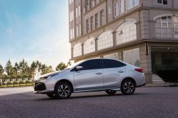 YARIS GLI MT (1.3 L)