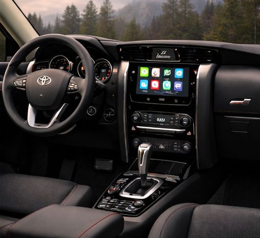 
								Fortuner 4×4 A/T -V (2.7 L) full									