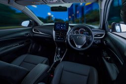 
										YARIS GLI MT (1.3 L) full									
