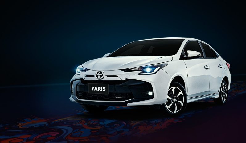 
								YARIS GLI MT (1.3 L) full									