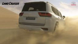 
										Land Cruiser 300 full									