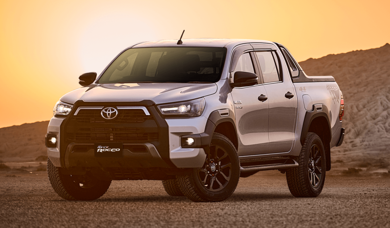 
								Hilux Revo Rocco 4x 4 A/T (2.8 L Diesel) full									