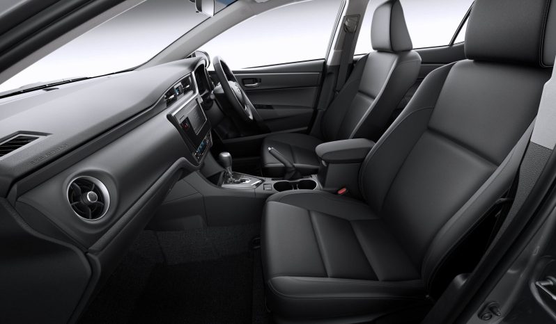 
								Corolla Altis Cvt (1.6 L) full									