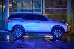 
										Fortuner 4×4 A/T -Σ4 (2. 8 L Diesel ) full									