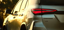 
										Fortuner 4×4 A/T -Σ4 (2. 8 L Diesel ) full									