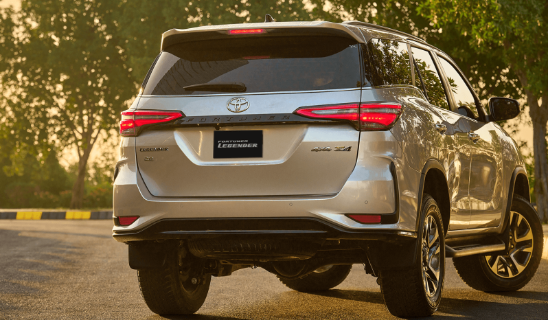 
								Fortuner 4×4 A/T -Σ4 (2. 8 L Diesel ) full									