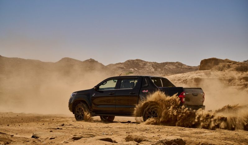 
								Hilux Revo 4×4 GR-S (2.8 L Diesel) full									