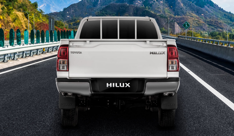 
								Hilux Revo Single Cabin 4×4 STD (2. 8 L Diesel) full									